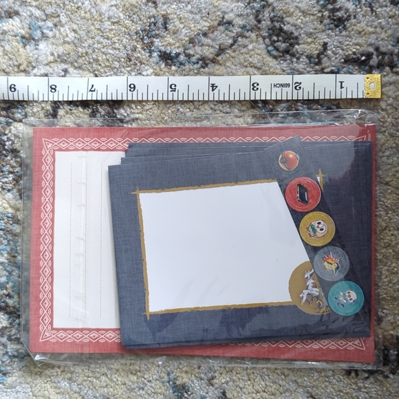 Pokemon Legends Arceus stationary set New - Picture 3 of 3
